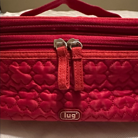 LUG Two-Step Cosmetic Case - Red - Picture 2 of 8